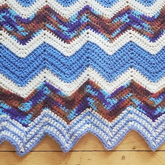 Handmade Crochet Chevron Lap Blanket Sofa Chair Throw Afghan Blue White 23"X77" - Picture 2 of 8
